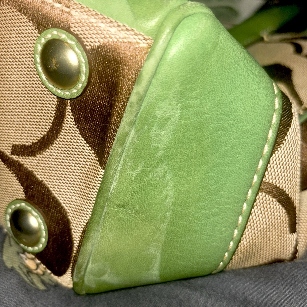 Coach Signature Collection Madeline satchel hand bag LIKE NEWISH - Picture 13 of 16